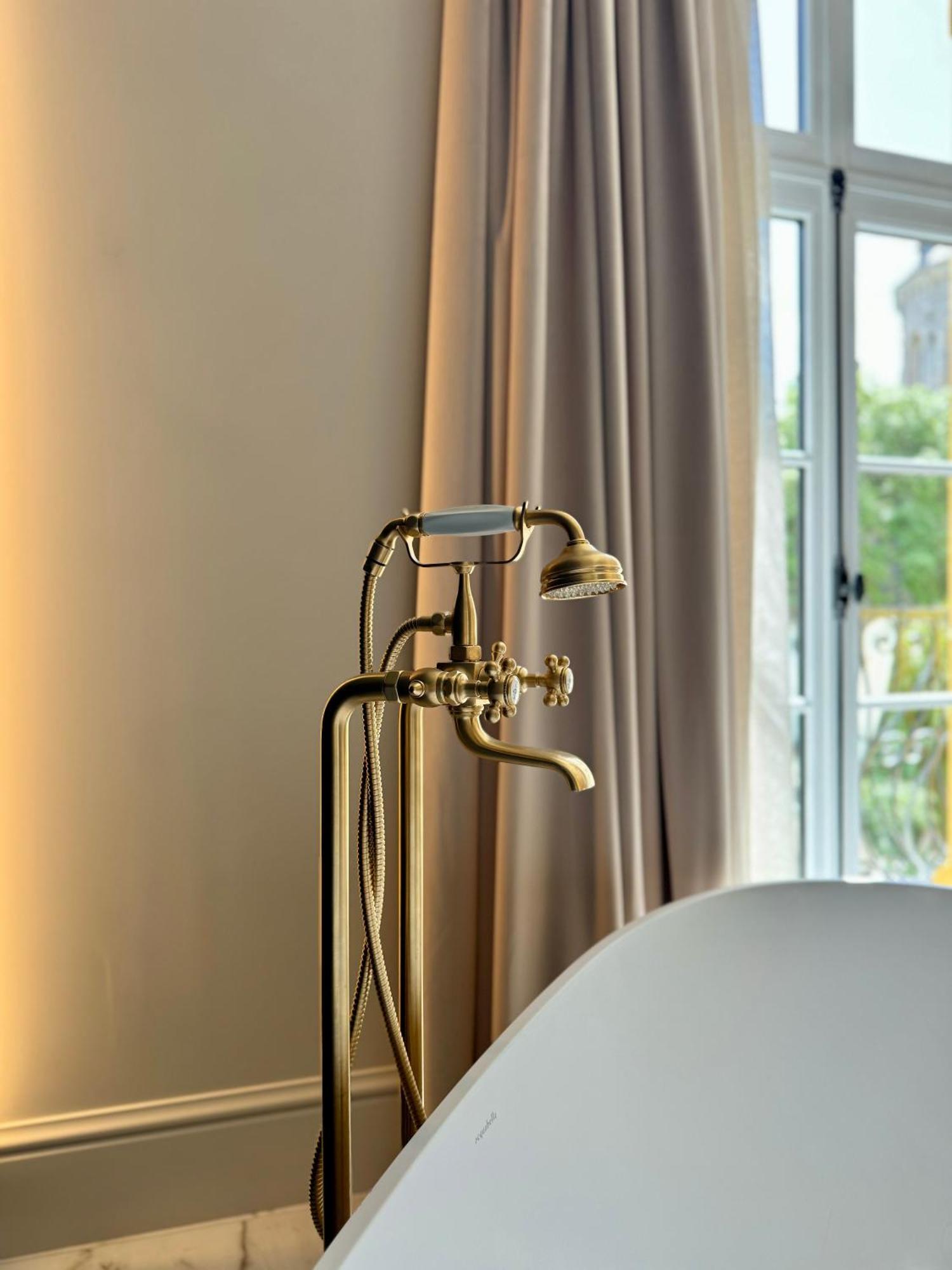 Clos Du Cedre - Chambres D'Hotes D'Exception, Luxury B&B A Dinan Exterior foto